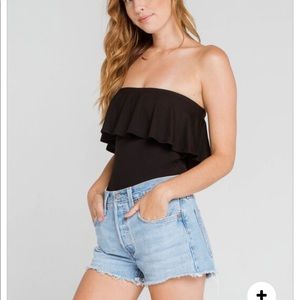 LEVI’S 501 SHORTS 💙